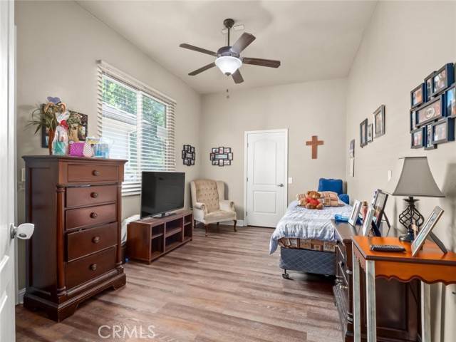Clovis, CA 93611,425 W Kelly Avenue