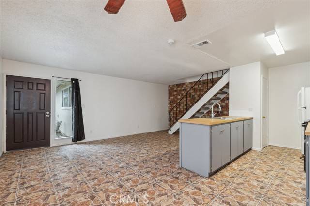 Fresno, CA 93705,4969 N Holt Avenue #103