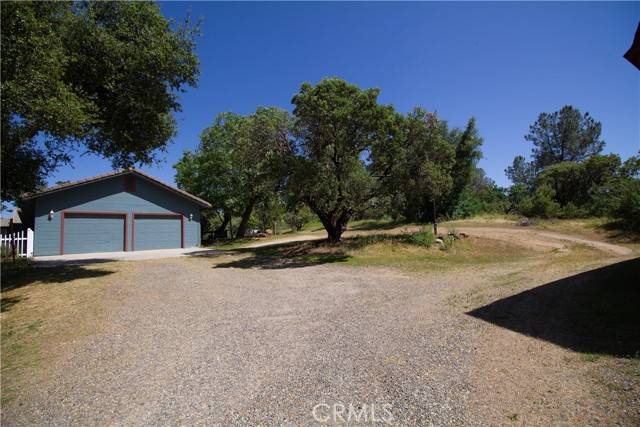 North Fork, CA 93643,32760 Ram Lane