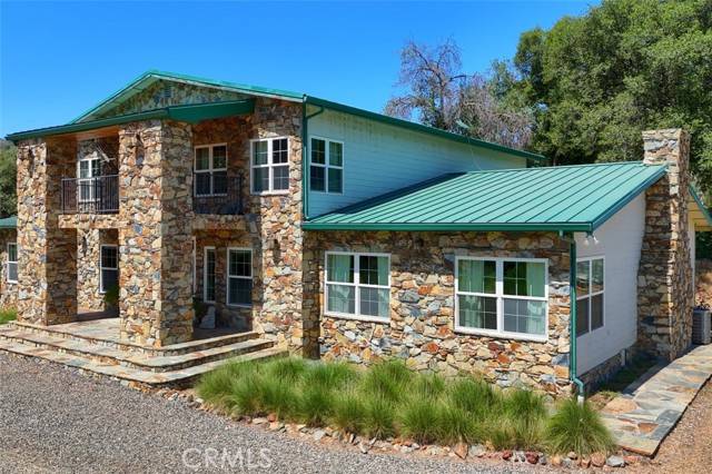 Mariposa, CA 95338,7551 Hunters Valley Road