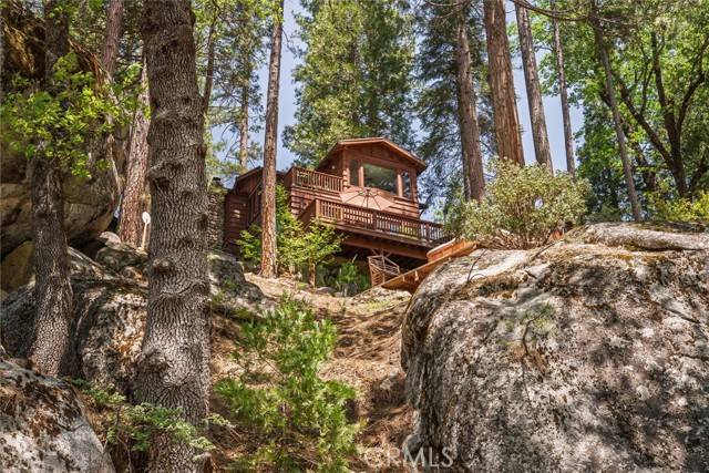 Wawona, CA 95389,2576 Chilnualna Lane