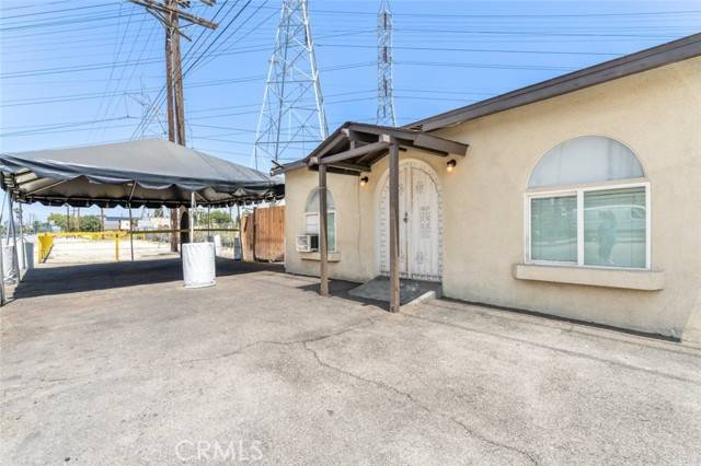 North Hollywood, CA 91606,6138 Vineland Avenue