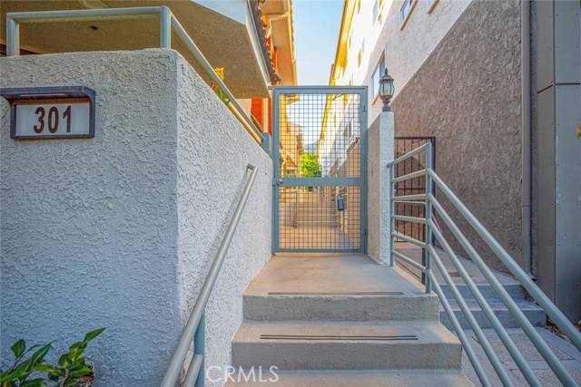 Glendale, CA 91202,301 W Loraine Street #1