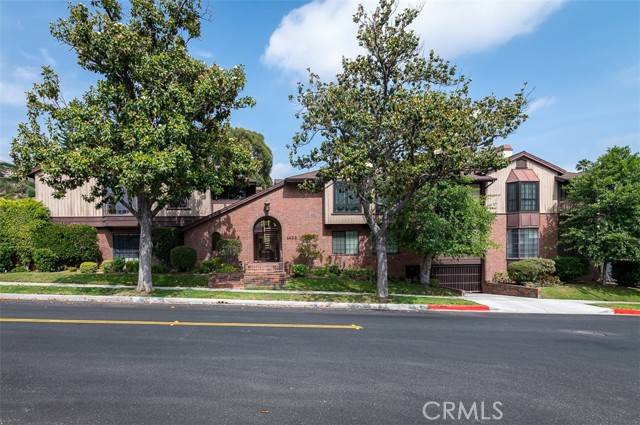 Glendale, CA 91202,1422 N Central Avenue #6