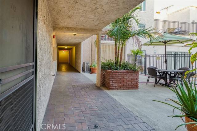 Glendale, CA 91203,409 Burchett Street #112