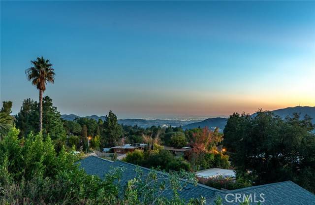 La Crescenta, CA 91214,2702 Brierhaven Drive