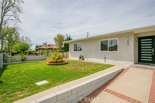 Granada Hills, CA 91344,11659 Mclennan Avenue