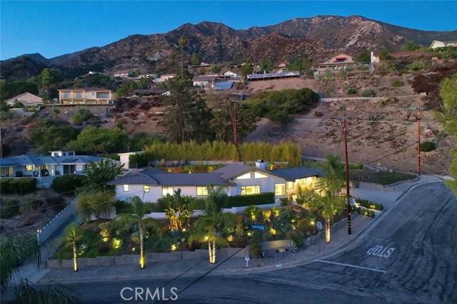 La Crescenta, CA 91214,3001 Cloudcrest Road