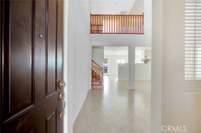 Sun Valley, CA 91352,10066 Chardonnay Court