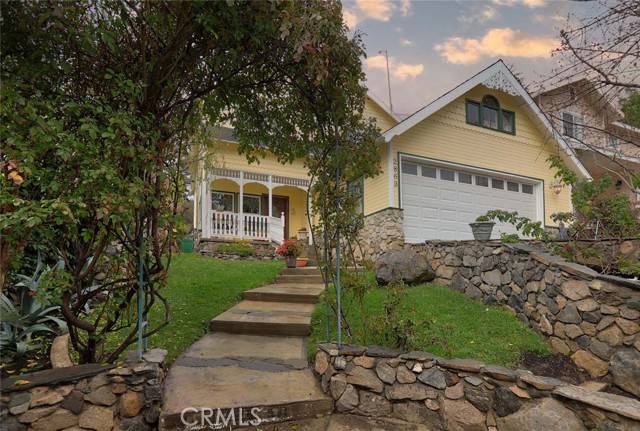 La Crescenta, CA 91214,2863 Harmony Place