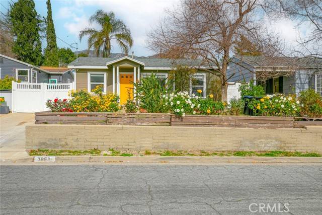 La Crescenta, CA 91214,3653 3rd Avenue