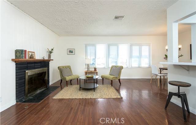 Sun Valley, CA 91352,7941 Clybourn Avenue