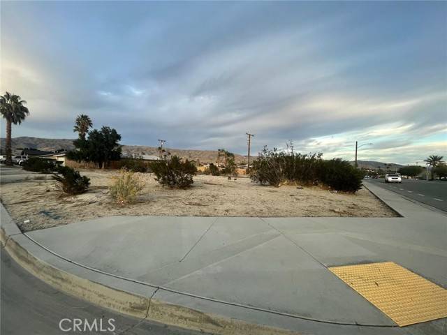 Desert Hot Springs, CA 92240,0 Two Bunch Palms