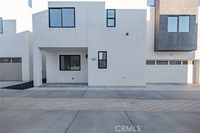 Panorama City, CA 91402,9120 N Nilo Lane