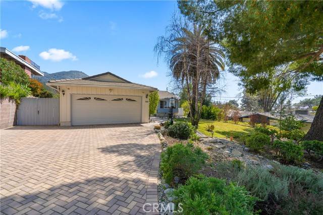 La Crescenta, CA 91214,2334 Jayma Ln