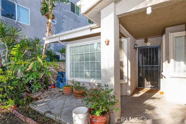 North Hills, CA 91343,8437 Orion Avenue