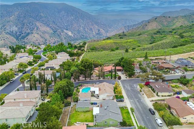 Tujunga, CA 91042,11071 Sevenhills Drive