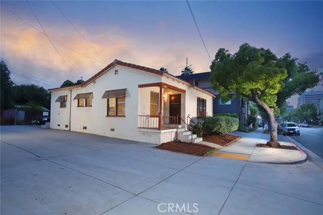 Glendale, CA 91206,410 E Doran Street