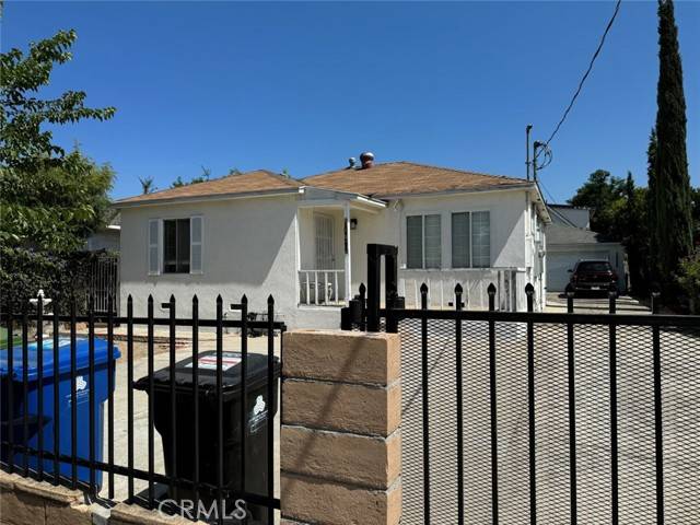 Sun Valley, CA 91352,10721 Crockett Street