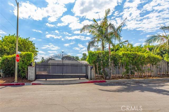 Granada Hills, CA 91344,17400 Fairland Court