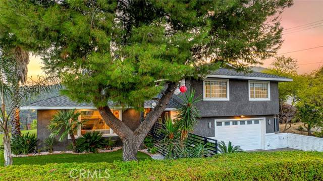 Glendale, CA 91206,1555 Arundle Place