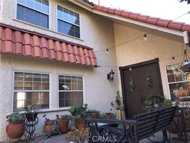 Woodland Hills, CA 91367,5271 Woodlake Avenue