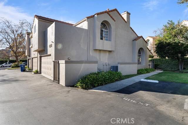 Chatsworth, CA 91311,11305 Old Ranch Circle