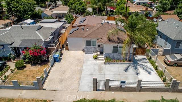 Panorama City, CA 91402,8133 Noble Avenue