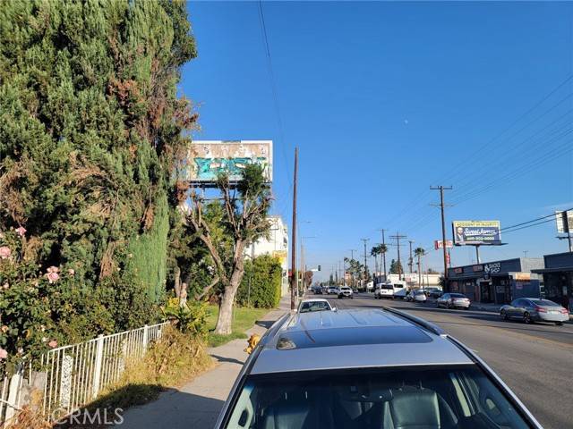 Northridge, CA 91325,17337 Saticoy Street