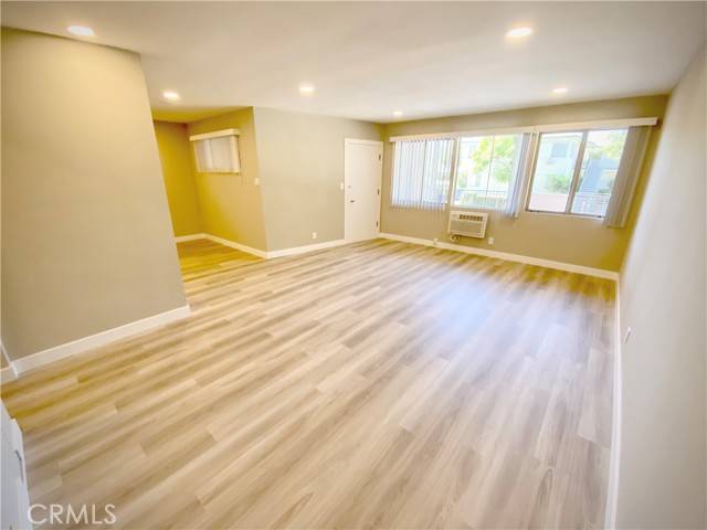 West Hollywood, CA 90046,1120 N Laurel Avenue #5