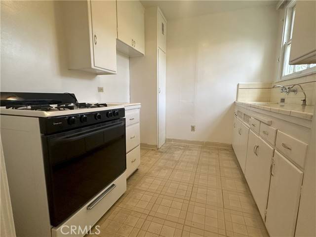 Glendale, CA 91205,529 E Maple Street #2