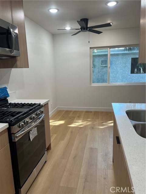 Panorama City, CA 91402,14805 Chase Street #224