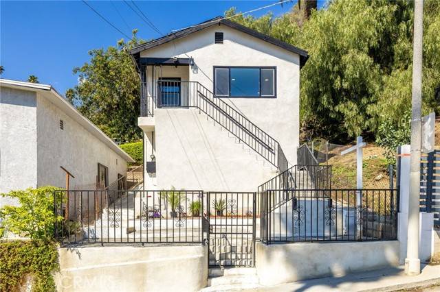 Los Angeles, CA 90032,3215 Pyrites Street
