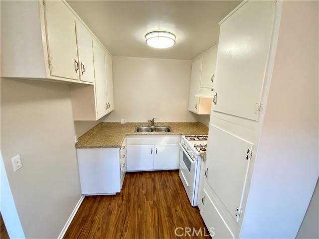 Glendale, CA 91205,919 E Acacia Avenue #R