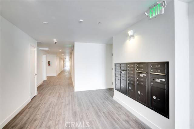 Van Nuys, CA 91405,14526 Hartland Street #104