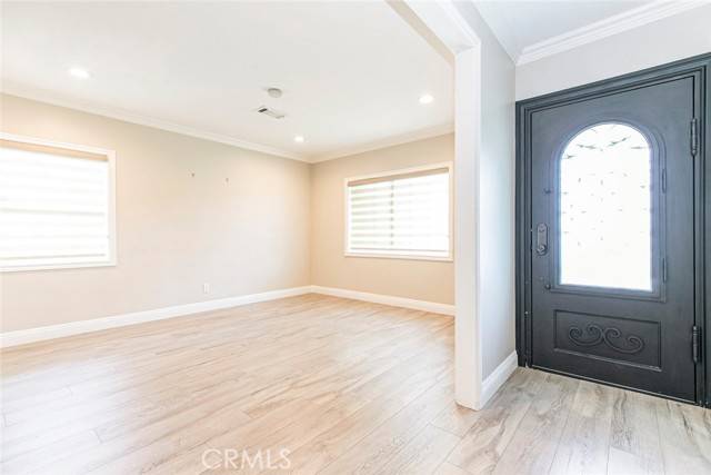 Van Nuys, CA 91401,13353 Sylvan Street