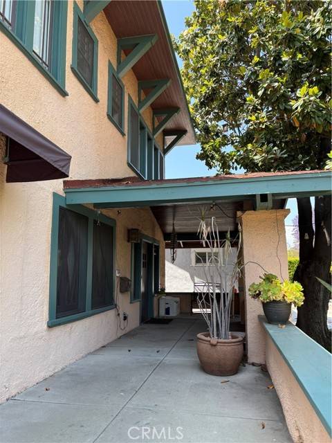Los Angeles, CA 90004,163 S Kingsley