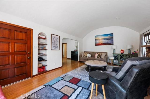 Alhambra, CA 91803,1841 S 6th Street