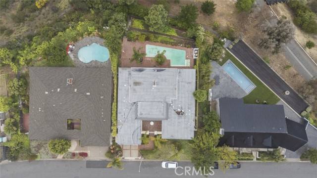 Los Angeles, CA 90077,10835 Savona Road