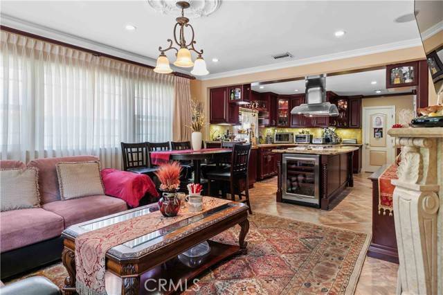 Glendale, CA 91206,2741 E Glenoaks Boulevard