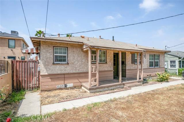 Sun Valley, CA 91352,8321 Outland View Drive
