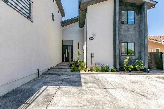 Granada Hills, CA 91344,17465 Tuscan Drive