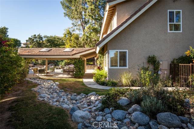 Calabasas, CA 91302,4134 Towhee Drive