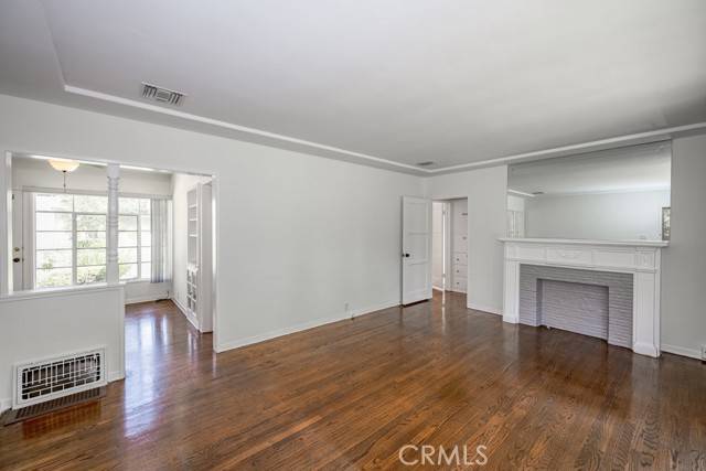 Glendale, CA 91207,311 E Randolph St
