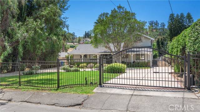 Shadow Hills, CA 91040,10511 Johanna Avenue