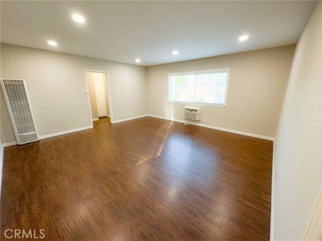 San Fernando, CA 91340,321 N MacNeil Street #4