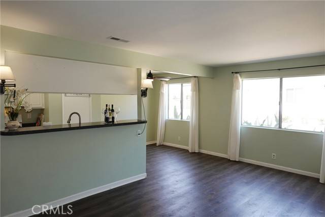 Simi Valley, CA 93063,2033 Calle La Sombra #2