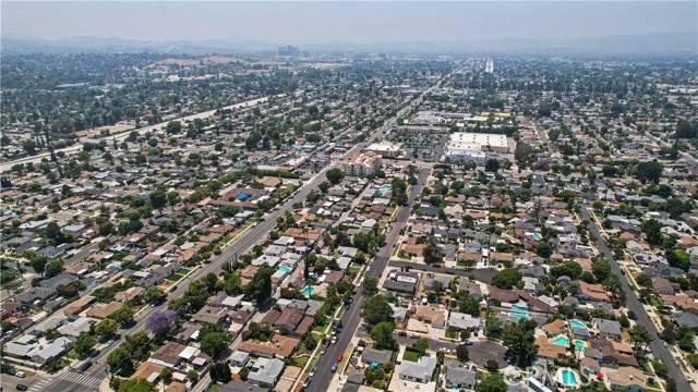 Reseda, CA 91335,19514 Hartland Street
