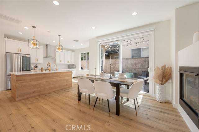 Porter Ranch, CA 91326,19945 Oakville Court