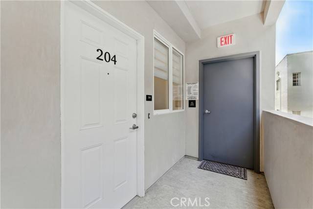 North Hollywood, CA 91601,11302 Morrison Street #204